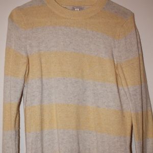 Gap Sweater